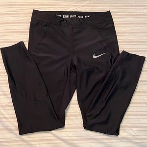 Medium Nike leggings
